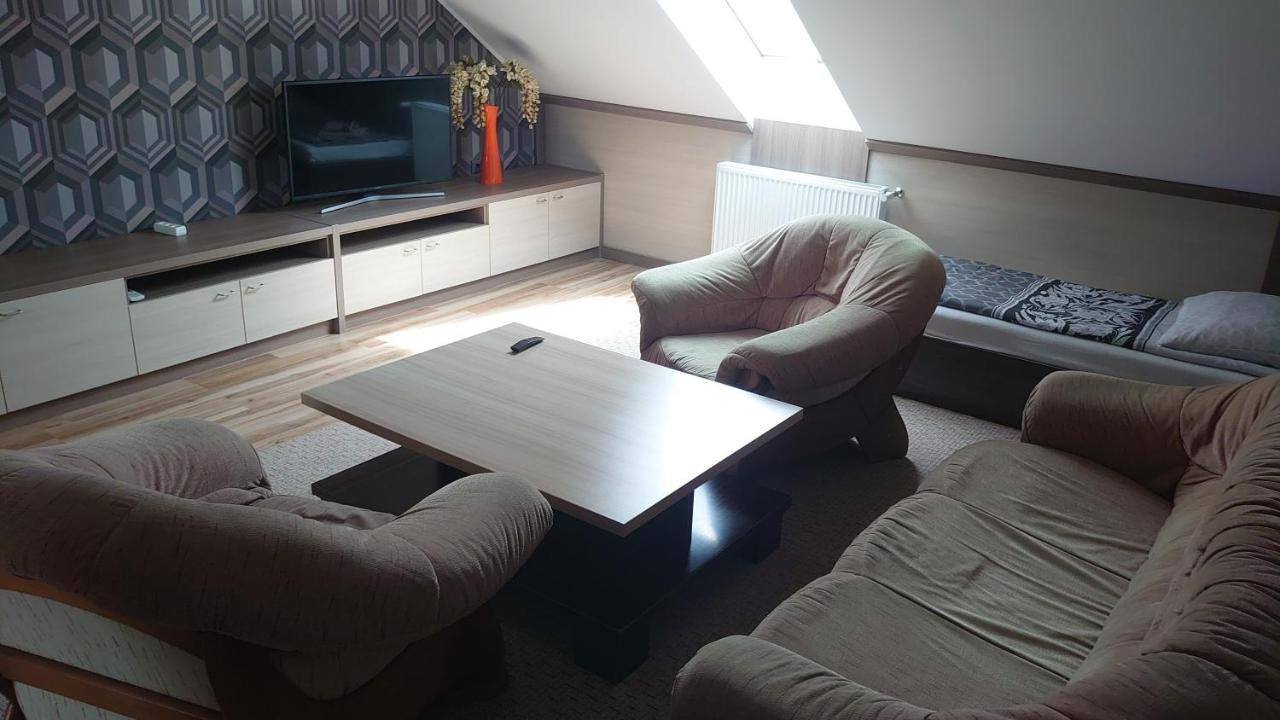Fitnessfun Bed and Breakfast Krzyż Eksteriør billede